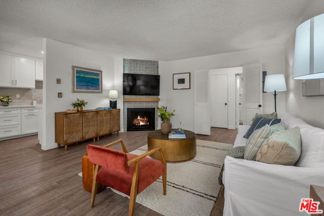 914 Lincoln Boulevard 202, Santa Monica, CA 90403