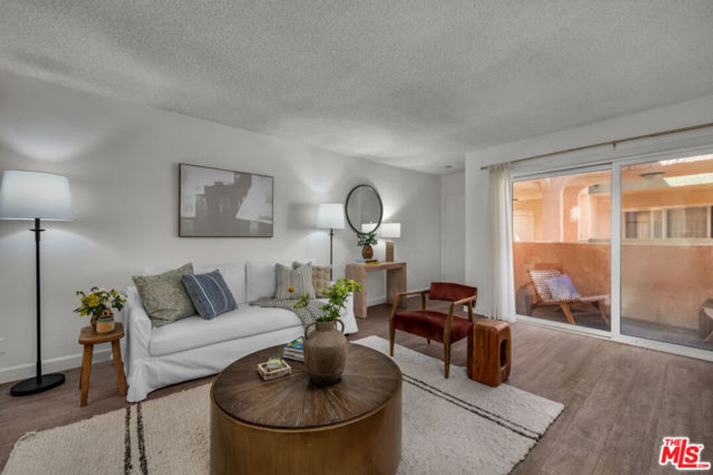 914 Lincoln Boulevard 202, Santa Monica, CA 90403