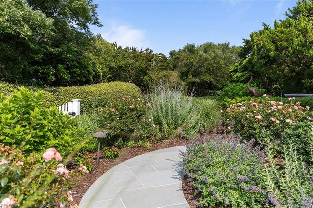 8610 Ocean Front AVE, Virginia Beach, VA 23451