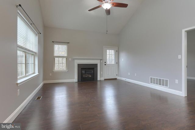 201 TIVERTON LN, Harrisburg, PA 17112