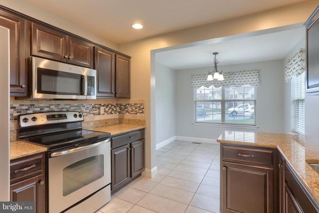 201 TIVERTON LN, Harrisburg, PA 17112