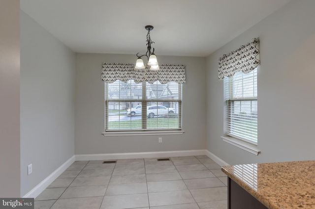 201 TIVERTON LN, Harrisburg, PA 17112