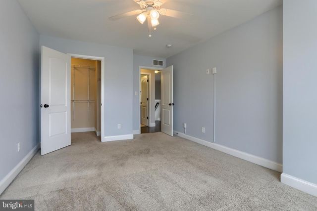 201 TIVERTON LN, Harrisburg, PA 17112