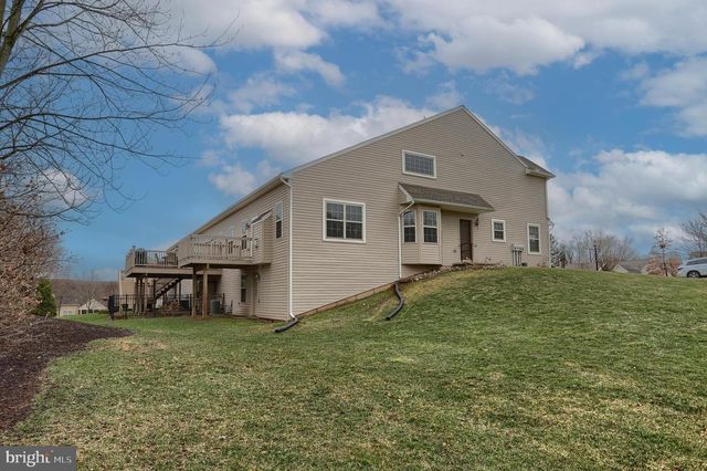 201 TIVERTON LN, Harrisburg, PA 17112