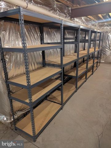 201 TIVERTON LN, Harrisburg, PA 17112