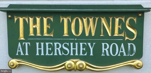 201 TIVERTON LN, Harrisburg, PA 17112