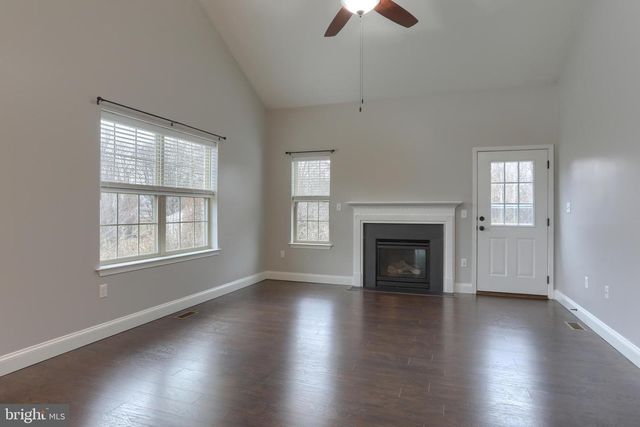 201 TIVERTON LN, Harrisburg, PA 17112