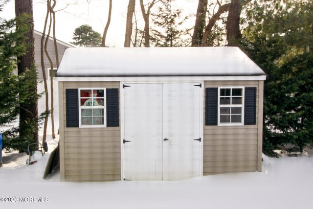 11 Exitir Street, Berkeley, NJ 08721