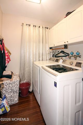 11 Exitir Street, Berkeley, NJ 08721