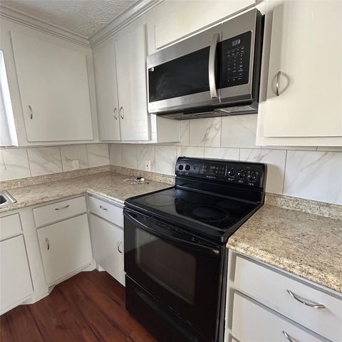 2918 46th Street 3, Dickinson, TX 77539