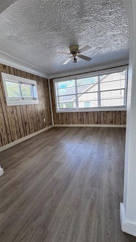 2918 46th Street 3, Dickinson, TX 77539