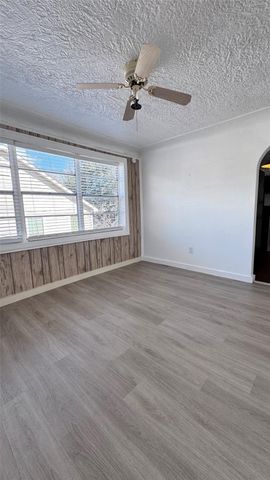 2918 46th Street 3, Dickinson, TX 77539