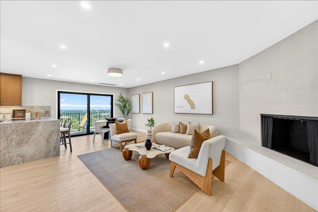 1550 Winding Way, Belmont, CA 94002