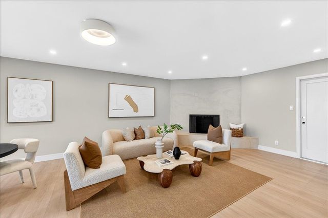 1550 Winding Way, Belmont, CA 94002