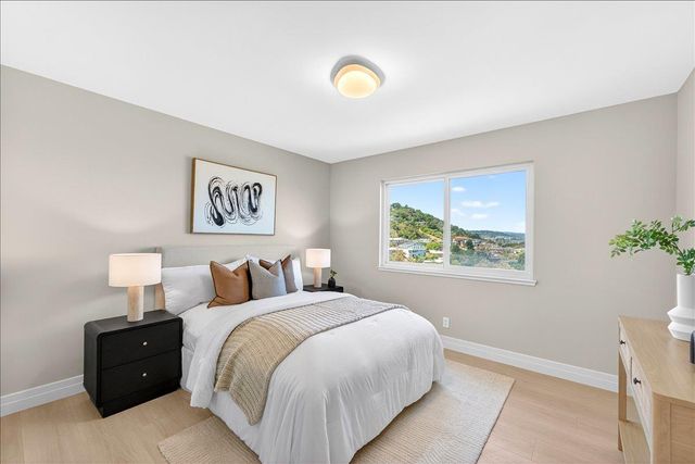 1550 Winding Way, Belmont, CA 94002