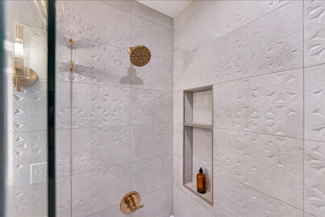 1550 Winding Way, Belmont, CA 94002