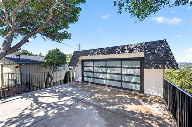1550 Winding Way, Belmont, CA 94002