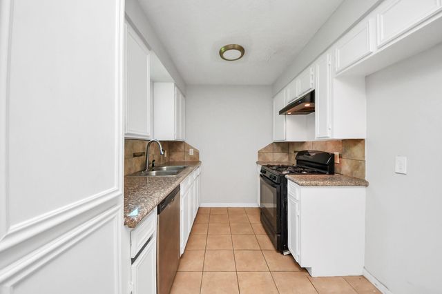 12610 Chiswick Road, Houston, TX 77047