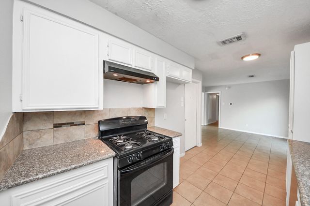 12610 Chiswick Road, Houston, TX 77047