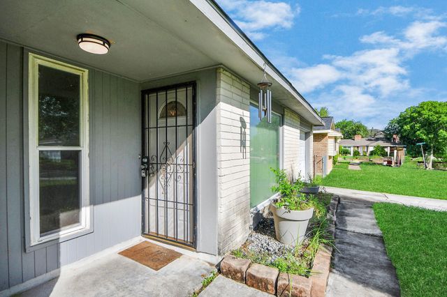 12610 Chiswick Road, Houston, TX 77047