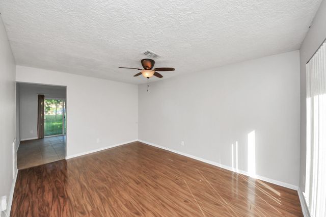 12610 Chiswick Road, Houston, TX 77047