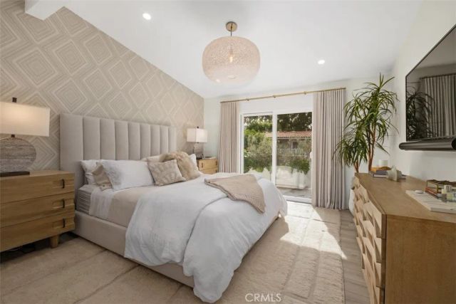 358 Vista Madera, Newport Beach, CA 92660