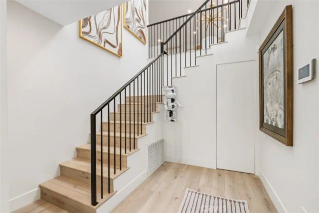 358 Vista Madera, Newport Beach, CA 92660