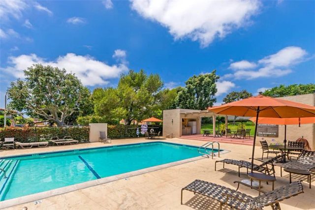 358 Vista Madera, Newport Beach, CA 92660