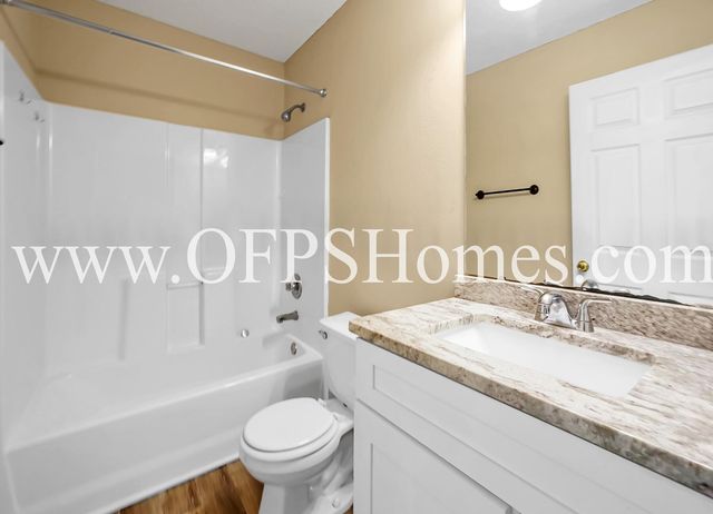 2953 Sholtz Avenue, Crestview, FL 32539