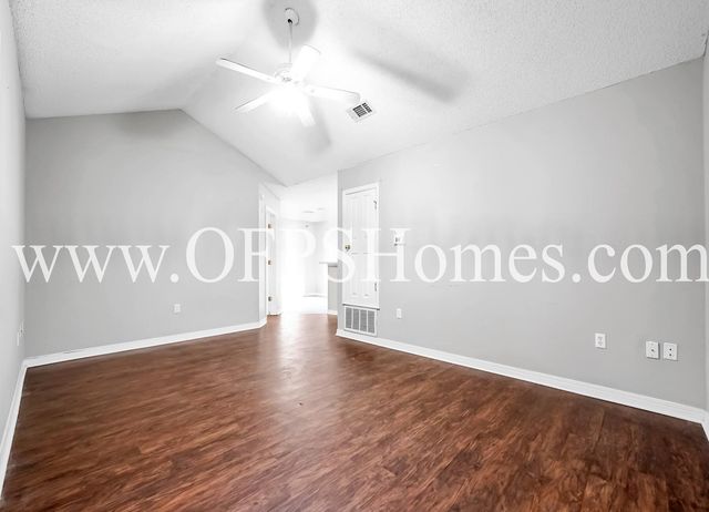 2953 Sholtz Avenue, Crestview, FL 32539
