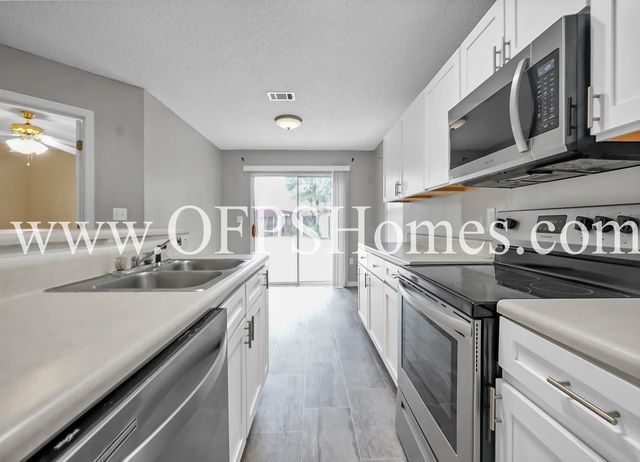 2953 Sholtz Avenue, Crestview, FL 32539
