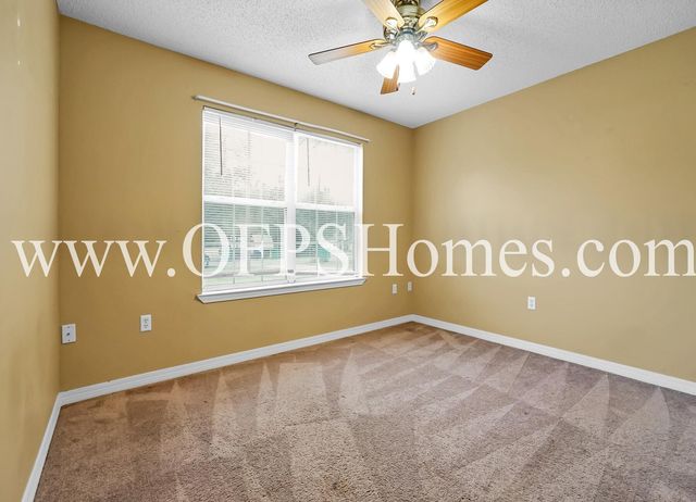 2953 Sholtz Avenue, Crestview, FL 32539