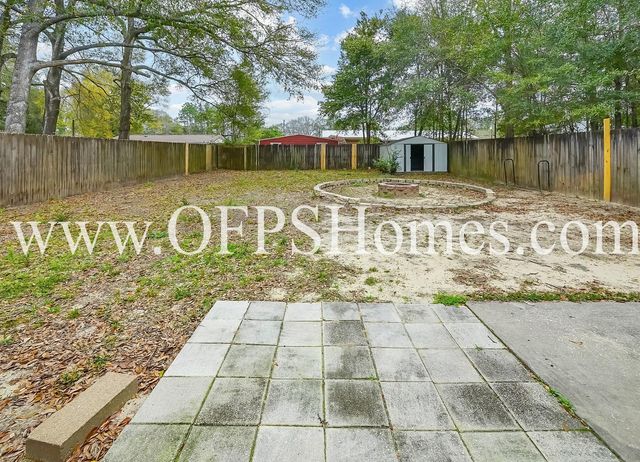 2953 Sholtz Avenue, Crestview, FL 32539