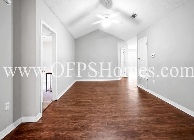 2953 Sholtz Avenue, Crestview, FL 32539