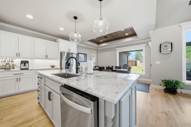 2847 E 141st Court, Bixby, OK 74008