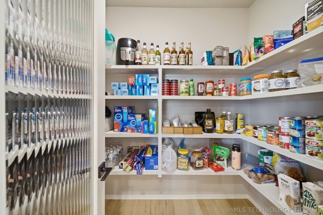 2847 E 141st Court, Bixby, OK 74008