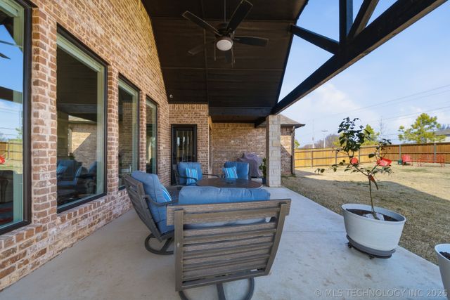 2847 E 141st Court, Bixby, OK 74008