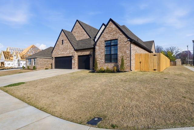 2847 E 141st Court, Bixby, OK 74008