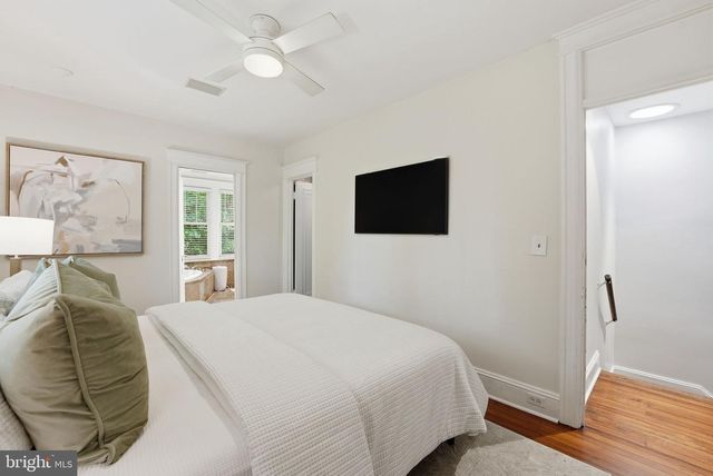 3512 30TH ST NW, Washington, DC 20008