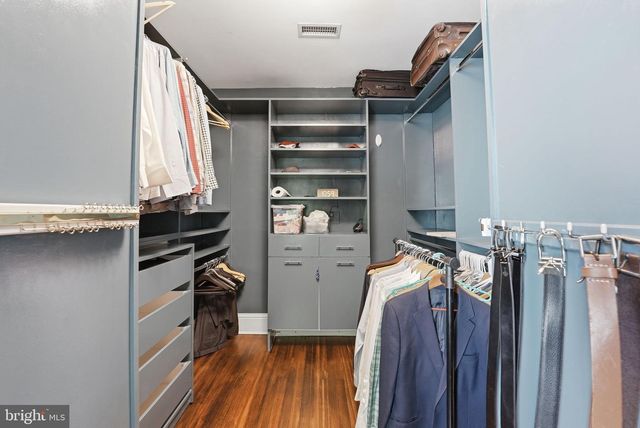 3512 30TH ST NW, Washington, DC 20008