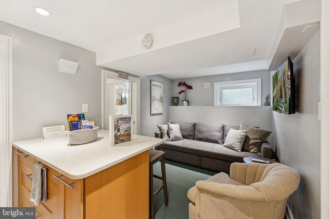 3512 30TH ST NW, Washington, DC 20008