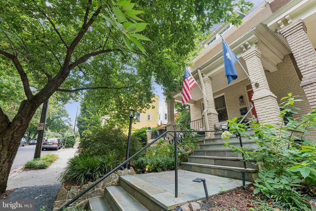 3512 30TH ST NW, Washington, DC 20008