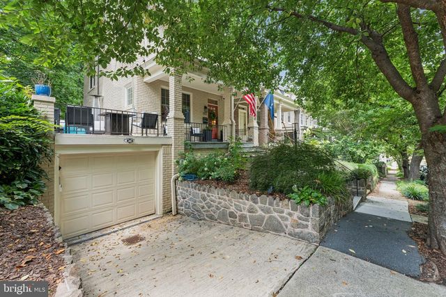 3512 30TH ST NW, Washington, DC 20008