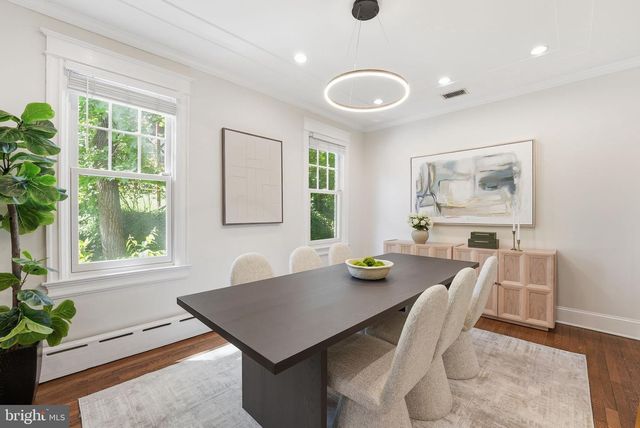3512 30TH ST NW, Washington, DC 20008