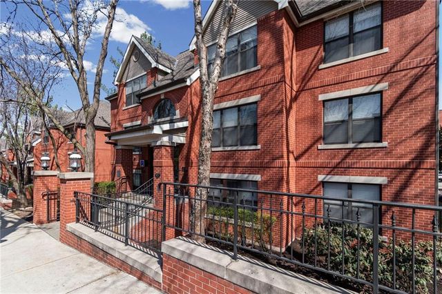 925 Washington Street 101, Kansas City, MO 64105