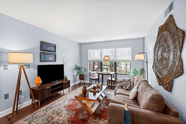 925 Washington Street 101, Kansas City, MO 64105