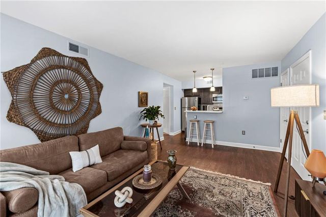 925 Washington Street 101, Kansas City, MO 64105