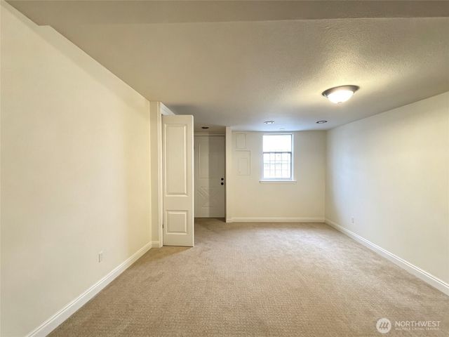 1836 NE 16th Street, Renton, WA 98056