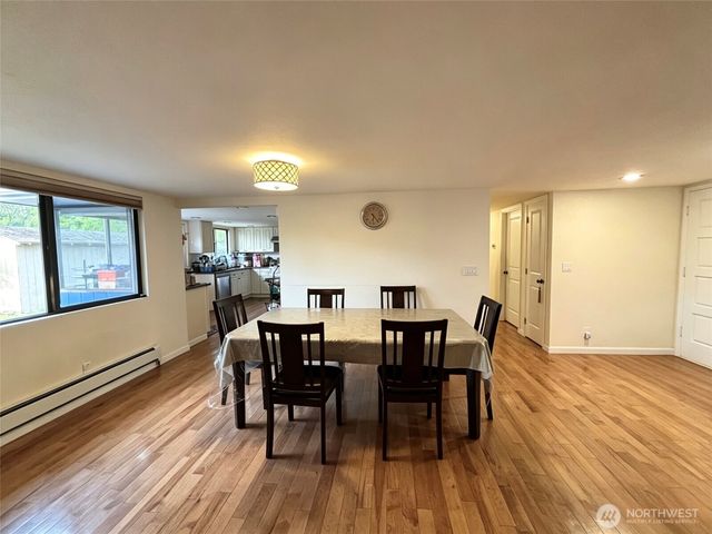 1836 NE 16th Street, Renton, WA 98056