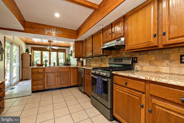 2299 TREMONT AVE, Atco, NJ 08004